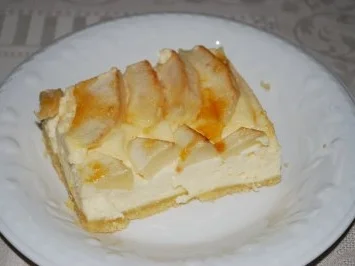 Apfel-Käse-Kuchen vom Blech - Rezept