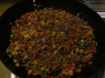 Rezept: HAUPTGERICHT - Nudelauflauf Bild Nr. 4 HAUPTGERICHT - Nudelauflauf - Rezept - Bild Nr. 4