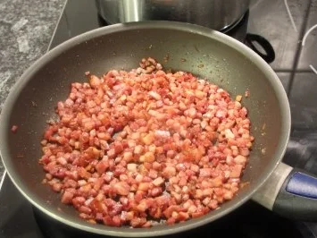 Zucchettisuppe mit Schinkenwürfeli - Rezept - Bild Nr. 3