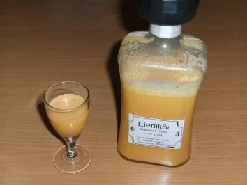 Getränk: Eierlikör - klassisch - Rezept