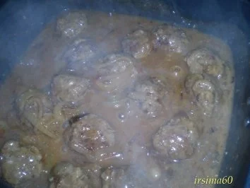 Rezept: Hackbällchen mit Zwiebelsoße Bild Nr. 7 Hackbällchen mit Zwiebelsoße - Rezept - Bild Nr. 7