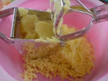 Rezept: Kaninchenbraten mit 2 Sorten Knödel Bild Nr. 20 Kaninchenbraten mit 2 Sorten Knödel - Rezept - Bild Nr. 20