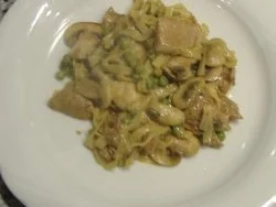 Asiatisches Nudelgericht aus dem Wok - Rezept