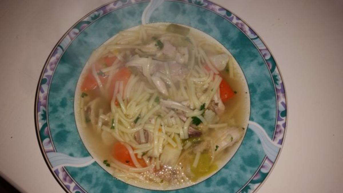 Bilder für Hühnersuppe, Brühnudeln - Rezept