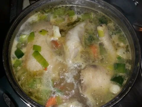 Hühnersuppe, Brühnudeln - Rezept - Bild Nr. 3