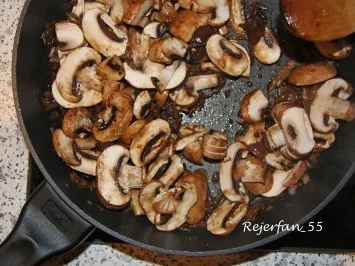 Garnelen-Pilz-Paprikasoße zu Nudeln - Rezept - Bild Nr. 3