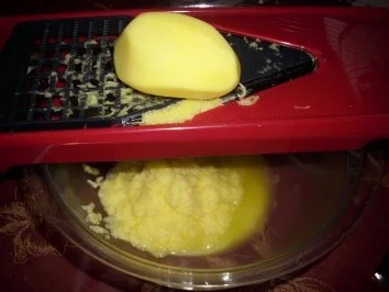 Rezept: Teufelchens Puffer aus der Knolle Bild Nr. 2 Teufelchens Puffer aus der Knolle - Rezept - Bild Nr. 2