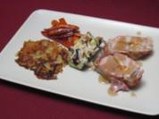 Gefülltes Schweinefilet mit Zucchinischiffchen und Kartoffel-Knoblauchrösti - Rezept