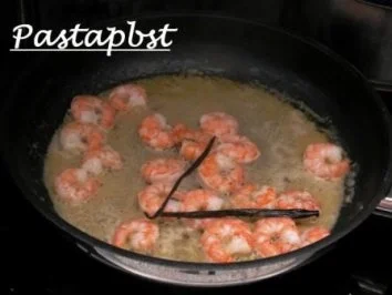 Lachsravioli mit Paprikaschaum - Rezept - Bild Nr. 7