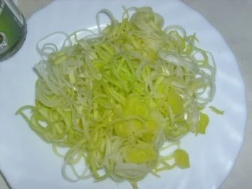 Rezept: Bunter Nudelsalat mit Thunfisch Bild Nr. 5 Bunter Nudelsalat mit Thunfisch - Rezept - Bild Nr. 5