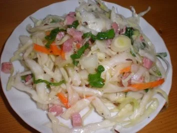 Krautsalat so wie ihn keiner kennt - Rezept