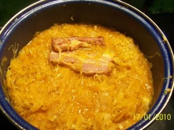 Rezept: Eintopf - deftiger Sauerkrauteintopf Bild Nr. 2 Eintopf - deftiger Sauerkrauteintopf - Rezept - Bild Nr. 2