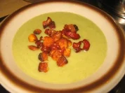 Suppe: Hellgrünes Kohlrabi Süppchen! - Rezept