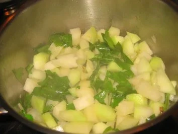 Suppe: Hellgrünes Kohlrabi Süppchen! - Rezept - Bild Nr. 9