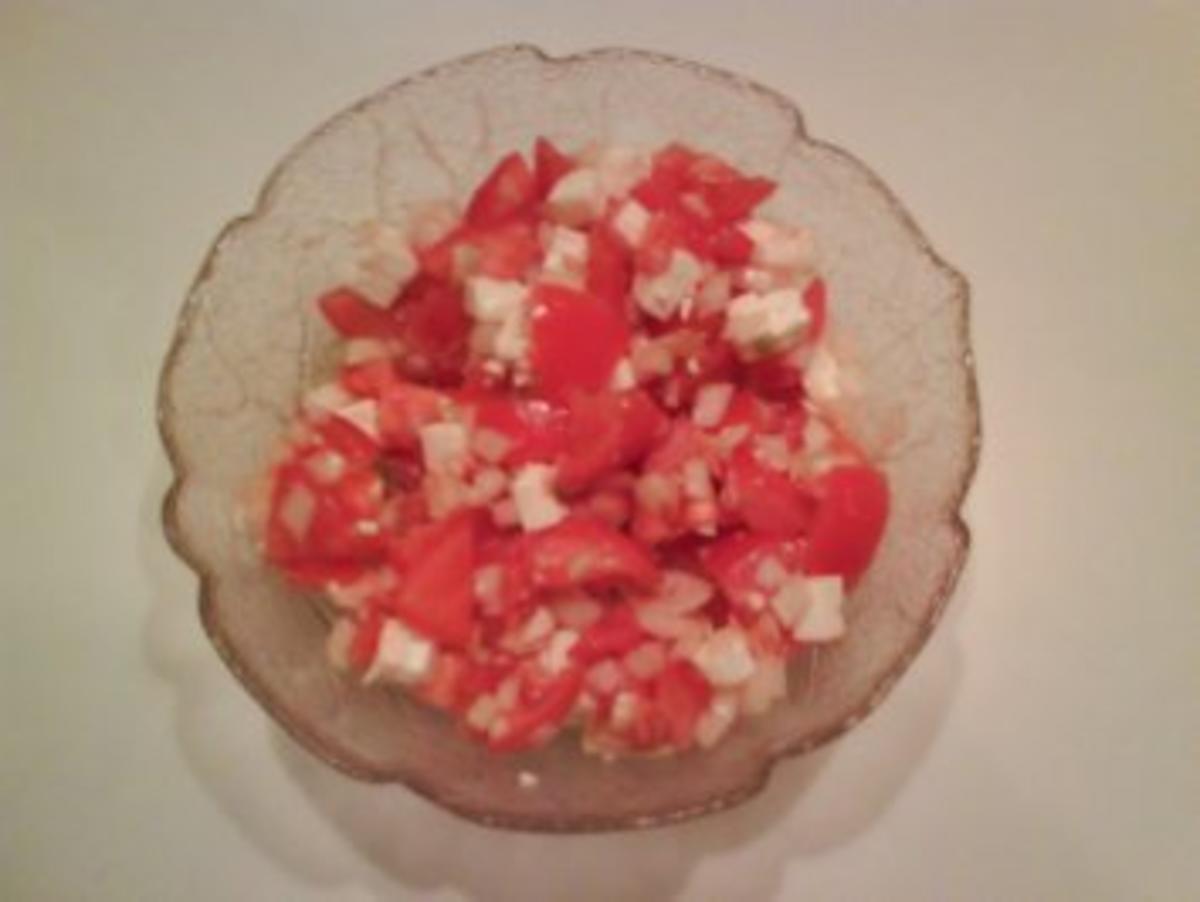 Salat: Tomaten-Schafskäsesalat - Rezept - Bild Nr. 4