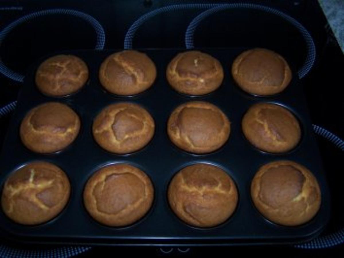 Marzipan-Kirsch-Muffins - Rezept - Bild Nr. 4