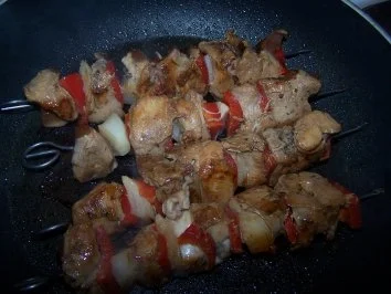 Rezept: Putenschaschlik mit Ofenkartoffeln, WW geeignet Bild Nr. 5 Putenschaschlik mit Ofenkartoffeln, WW geeignet - Rezept - Bild Nr. 5