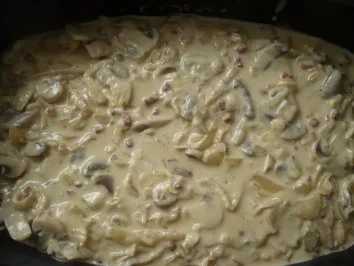 Rezept: Filet mit Zwiebelrahmsoße Filet mit Zwiebelrahmsoße - Rezept