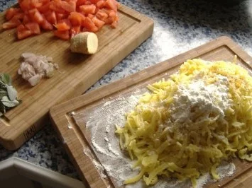 Piemonteser Kartoffelklößchen - Rezept - Bild Nr. 2