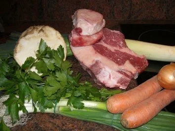 Rezept: Suppe: KLARER RINDERFOND auf Vorrat Bild Nr. 2 Suppe: KLARER RINDERFOND auf Vorrat - Rezept - Bild Nr. 2