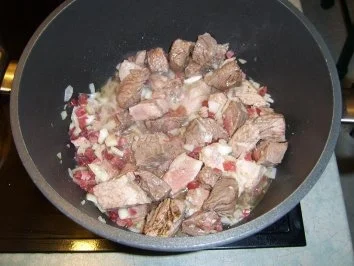 Rezept: Barolofleischtopf mit Fussili und Schwarzwurzelgemüse Bild Nr. 4 Barolofleischtopf mit Fussili und Schwarzwurzelgemüse - Rezept - Bild Nr. 4