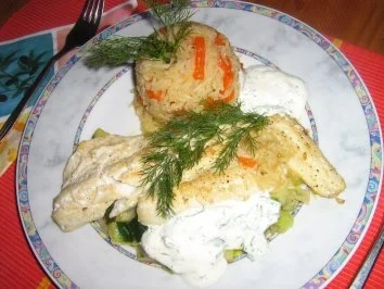 Rezept: Zanderfilet auf Dill-Gurken an Paprikareis Bild Nr. 9 Zanderfilet auf Dill-Gurken an Paprikareis - Rezept - Bild Nr. 9