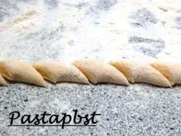 Rezept: Zitronengnocchis mit Pilzen Bild Nr. 3 Zitronengnocchis mit Pilzen - Rezept - Bild Nr. 3