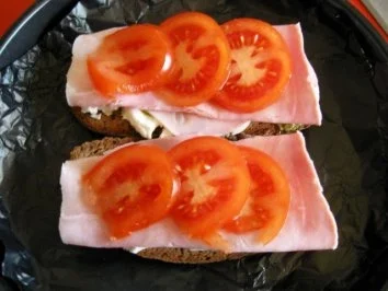 überbackenes Brot mit Schinken+Mozarella - Rezept - Bild Nr. 4