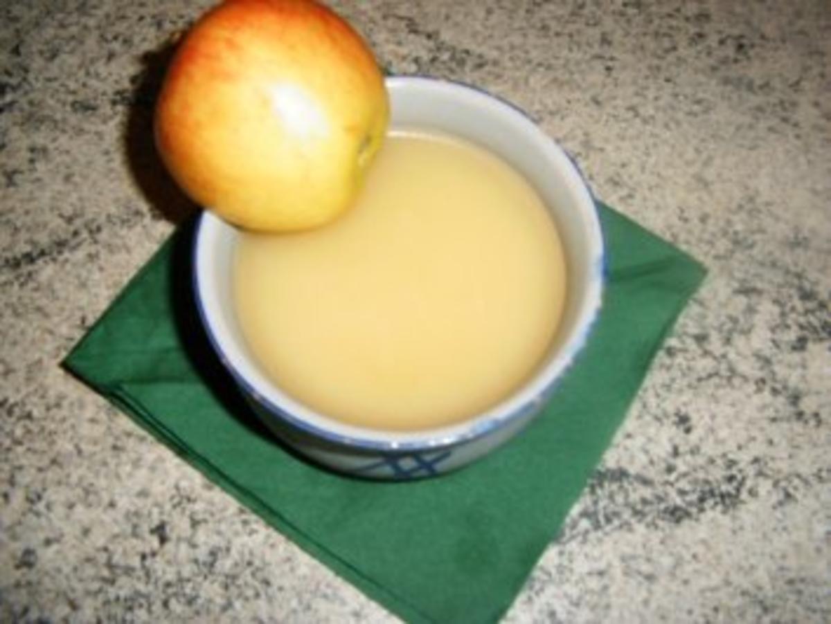 Apfel-Zwiebel-Scmalz mit Gänsefett - Rezept
