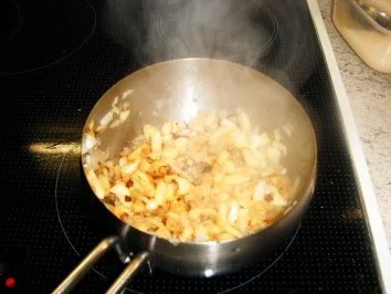 Rezept: Apfel-Zwiebel-Scmalz mit Gänsefett Bild Nr. 3 Apfel-Zwiebel-Scmalz mit Gänsefett - Rezept - Bild Nr. 3