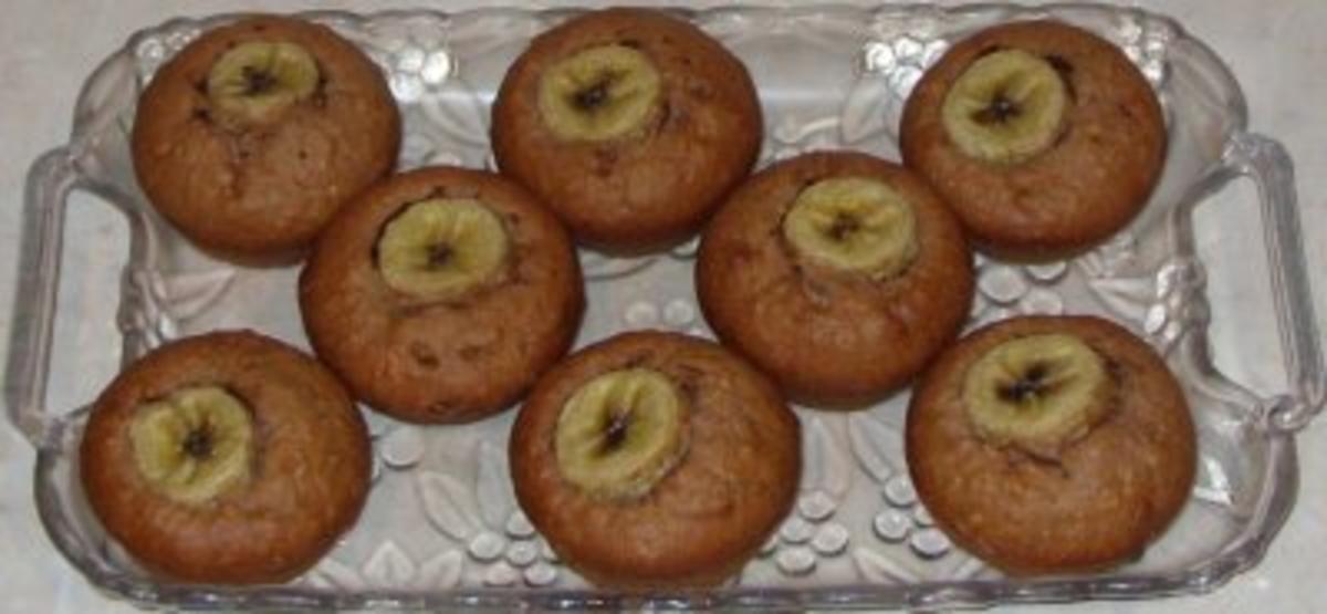Kleingebäck - Kokos-Orangen-Zimt-Muffins mit Bananenstücken - Rezept - Bild Nr. 3