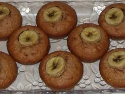 Kleingebäck - Kokos-Orangen-Zimt-Muffins mit Bananenstücken - Rezept - Bild Nr. 3