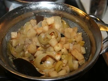 Gänsebrust mit klassischen Beilagen - Rezept - Bild Nr. 9