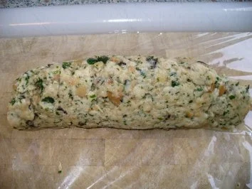 gefüllte Schweinsröllchen, Semmelknödel und Mischgemüse - Rezept - Bild Nr. 13