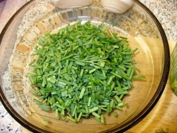 gefüllte Schweinsröllchen, Semmelknödel und Mischgemüse - Rezept - Bild Nr. 5