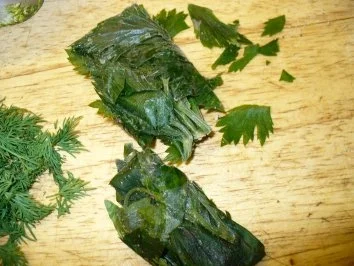 gefüllte Schweinsröllchen, Semmelknödel und Mischgemüse - Rezept - Bild Nr. 7