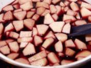 Fliederbeersuppe mit Klößchen - Rezept