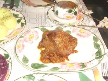 Rezept: Fleischgerichte: Deftiger Rinderbraten In Traubensaft Bild Nr. 4 Fleischgerichte: Deftiger Rinderbraten In Traubensaft - Rezept - Bild Nr. 4