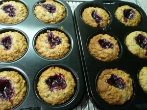 Rezept: Haselnuß-Muffins mit Preiselbeeren Bild Nr. 2 Haselnuß-Muffins mit Preiselbeeren - Rezept - Bild Nr. 2