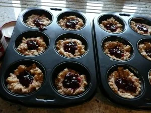 Rezept: Haselnuß-Muffins mit Preiselbeeren Bild Nr. 3 Haselnuß-Muffins mit Preiselbeeren - Rezept - Bild Nr. 3
