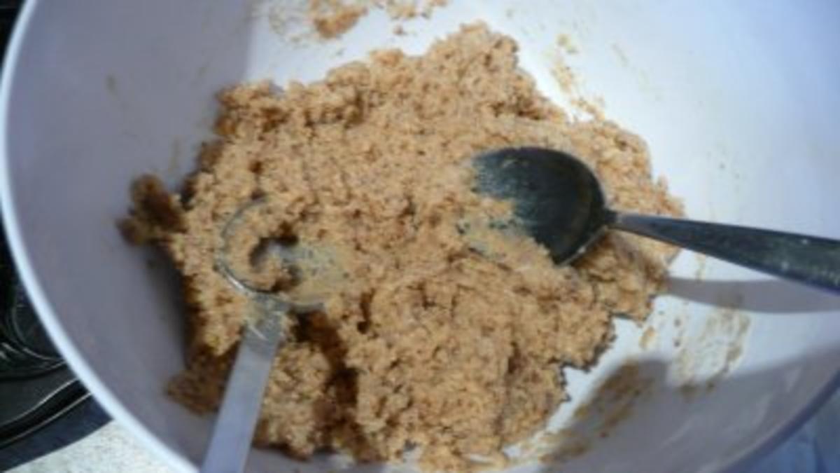 Haselnuß-Muffins mit Preiselbeeren - Rezept - Bild Nr. 4
