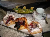 Blätterteig mit Mohn -Eierlikör -Obst -Füllung - Rezept