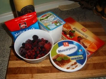 Blätterteig mit Mohn -Eierlikör -Obst -Füllung - Rezept - Bild Nr. 2