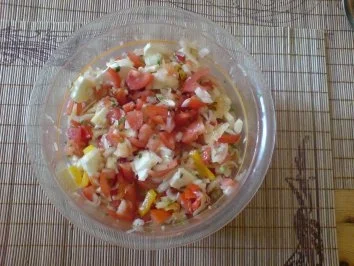 Tomaten-Morzarella Salat mal anders - Rezept