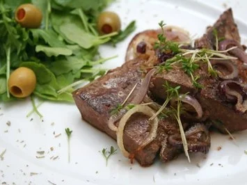 Glasierte Entenleber mit Birnen-Chutné und Feldsalat - Rezept