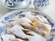 Fritiergebäck (Faworki) - Rezept