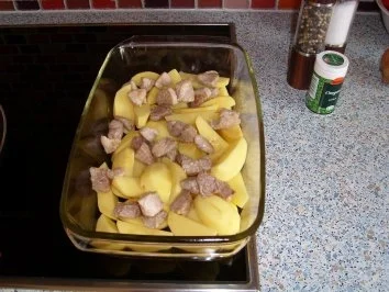 Ofengulasch mit Zwiebeln - Rezept - Bild Nr. 2