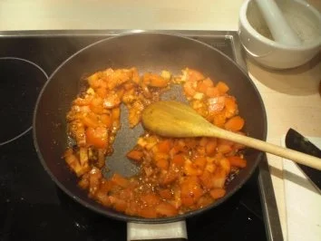 Rindfleisch-Tomaten-Curry mit Kreuzkümmel und Zitronenbasmatireis - Rezept - Bild Nr. 3
