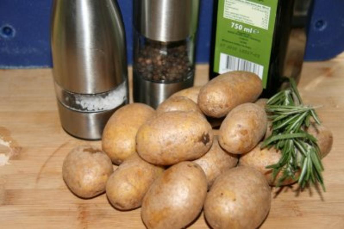 Kalbsrouladen mit Rosmarinkartoffeln - Rezept - Bild Nr. 2