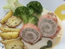 Rezept: Kalbsrouladen mit Rosmarinkartoffeln Kalbsrouladen mit Rosmarinkartoffeln - Rezept